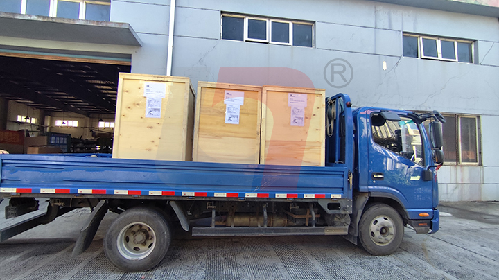 龍應(yīng)全自動(dòng)封箱機(jī) 龍應(yīng)全自動(dòng)封箱機(jī)