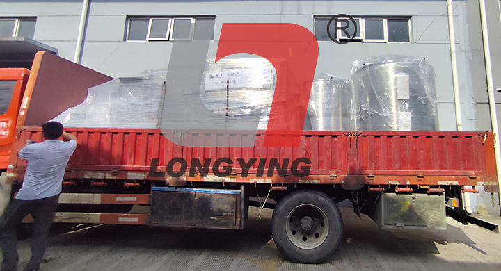 龍應(yīng)FKJ-6全自動(dòng)熟粥灌裝封口機(jī) 龍應(yīng)FKJ-6全自動(dòng)熟粥灌裝封口機(jī)